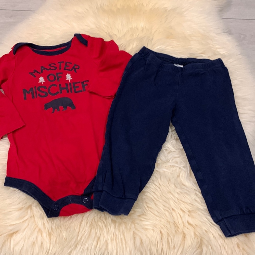 George Long-Sleeve Red/Blue Bib Shirt & Navy Blue Sweatpants in size 18-24M